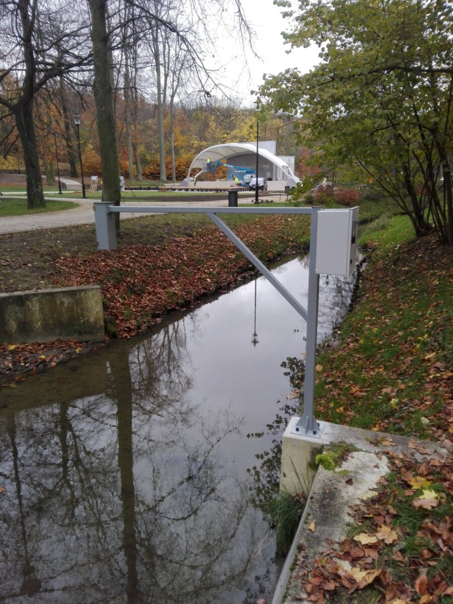 Water level measurement